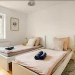 Moderne 100Qm Wohnung Mit Balkon
