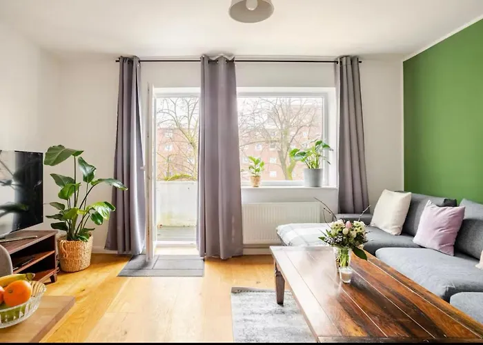 Moderne 100Qm Wohnung Mit Balkon